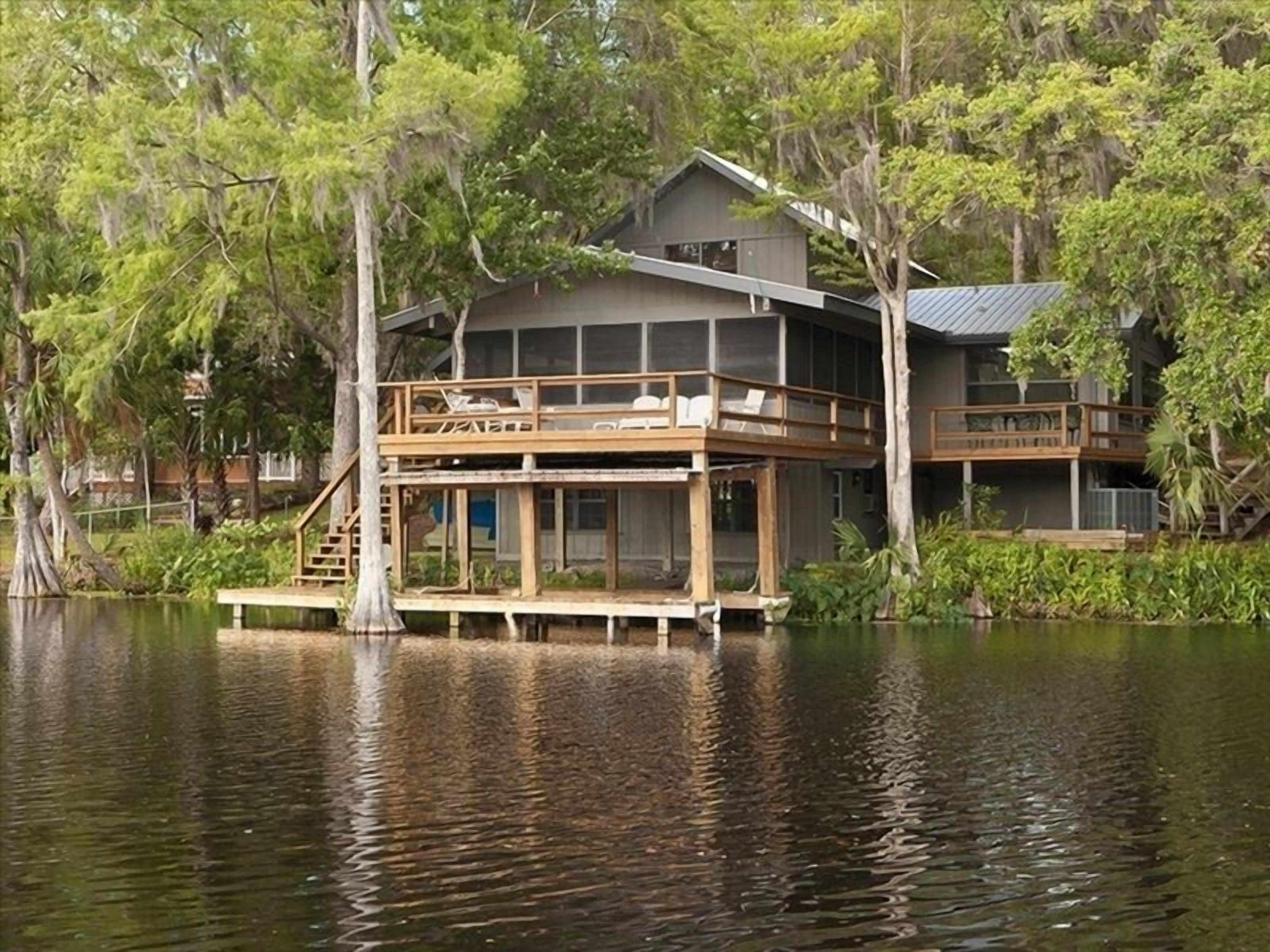 Charming Withlachoochee River Home Hidden Among Nature.