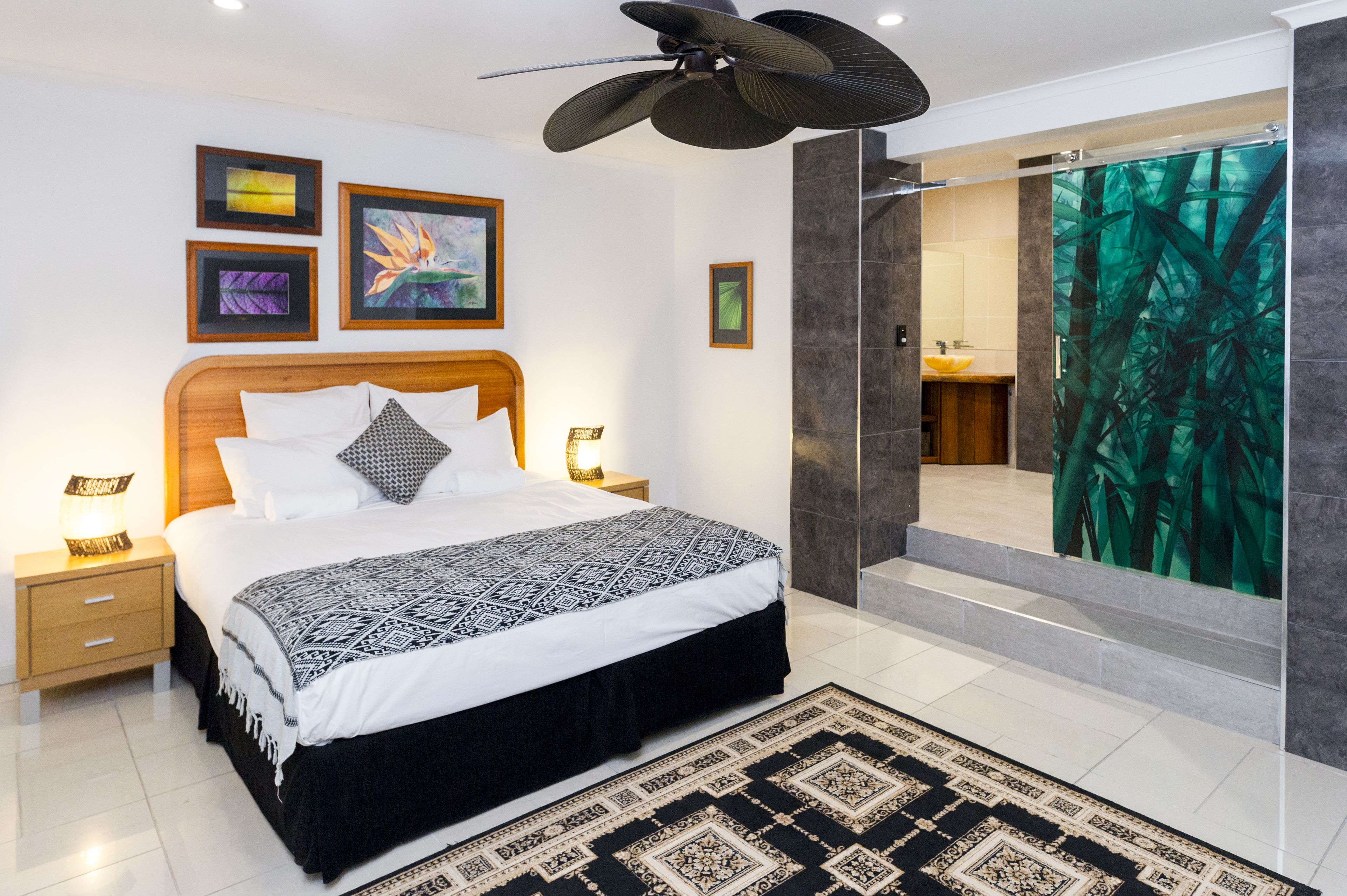 Luxury Penthouse, 5 Bedrooms, Garden View (with 3.5 bathrooms) | Extra beds