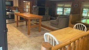 Interior - The Lakes Region Log Cabin (Gilford)