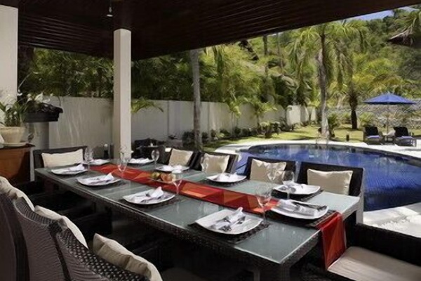 Villa Maria: 5 BR Luxury Villa