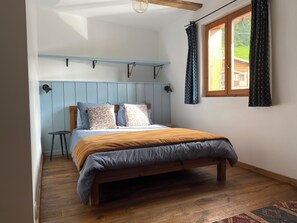 5 slaapkamers, een strijkplank/strijkijzer, gratis wifi, beddengoed