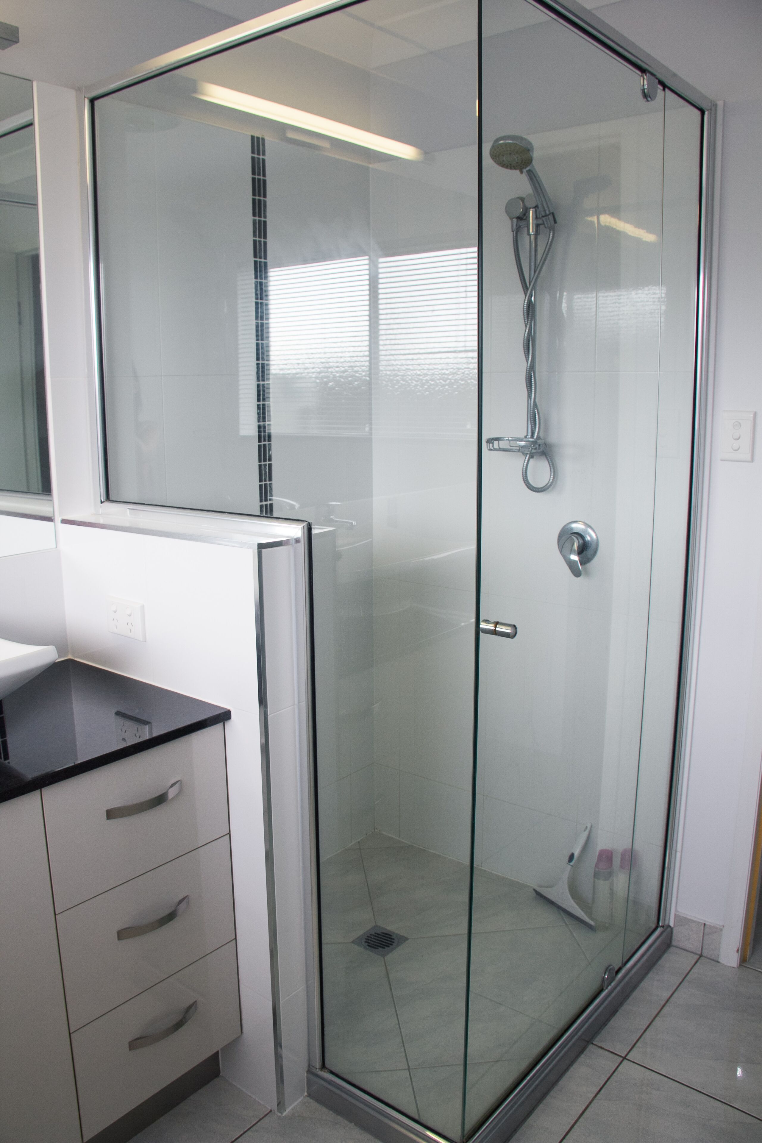 Bathtub, hair dryer, towels, soap