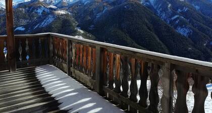 Charming 2-bedroom half chalet with terrace, Pra Loup