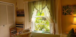 1 bedroom - ♡♡Private Entry - EUROPEAN HOSPITALITY♡♡ (Naples)