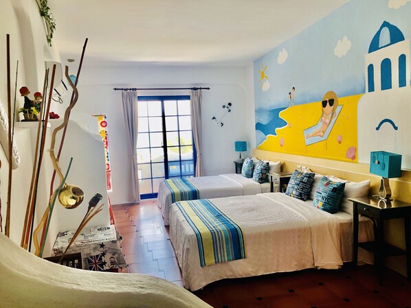 Signature Quadruple Room, 2 Queen Beds, Non Smoking, Ocean View