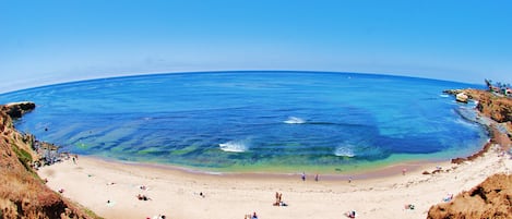 Liegestühle, Strandtücher