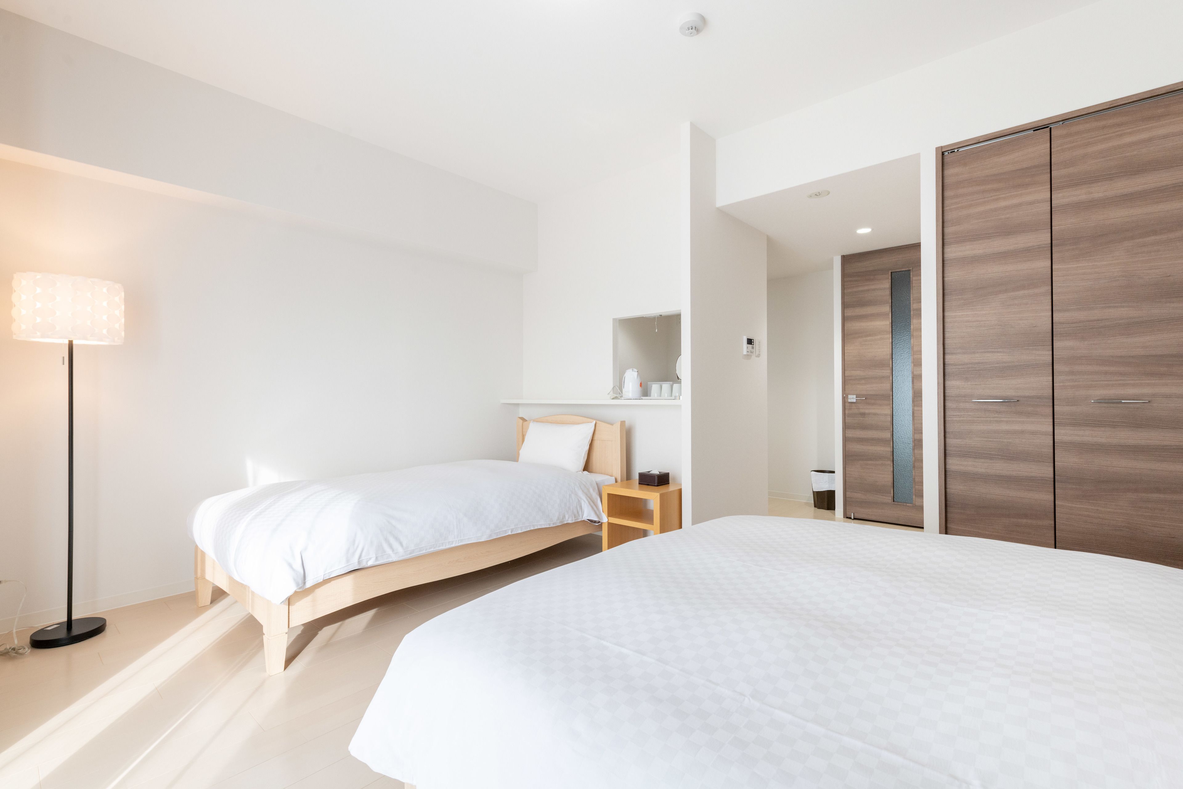 Family Room, Non Smoking | 1 bedroom, blackout curtains, iron/ironing board, bed sheets