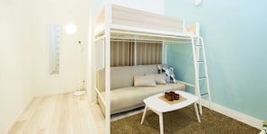 Standard Room | Individually decorated, free WiFi - Trip Pod Yoshizuka B (Fukuoka)