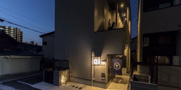 Exterior - Trip Pod Yoshizuka B (Fukuoka)