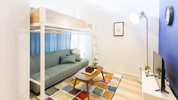 Standard Room | Individually decorated, free WiFi
