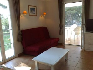 TV - Apartment/ flat - Saint-Raphaël (Saint-Raphaël)