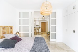 1 bedroom, desk, soundproofing, iron/ironing board - Aparatamento's luxurious wide Carmen (Málaga)