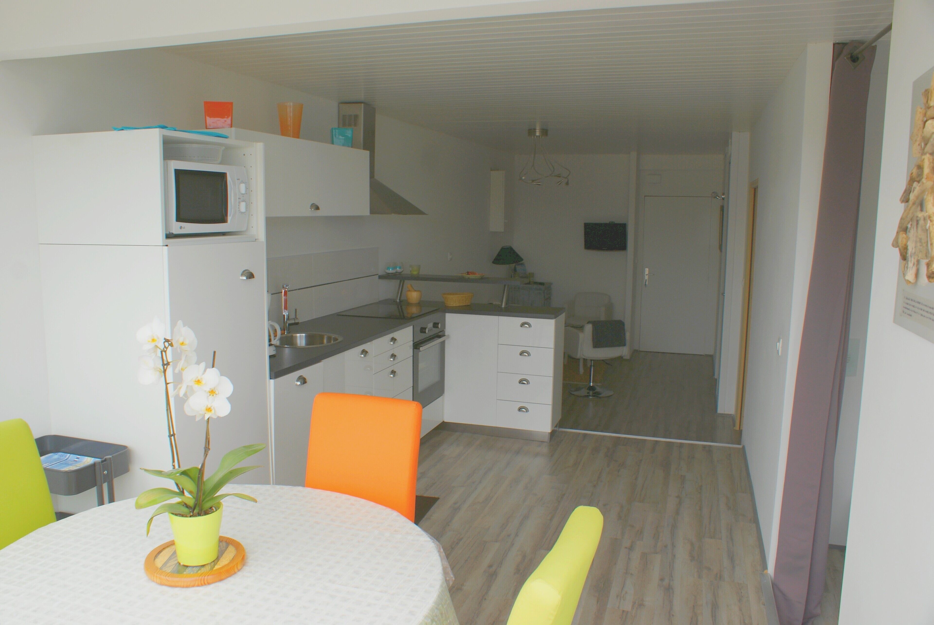 Luxury apartment, sea view, breathtaking panorama at Perros Guirec plage.