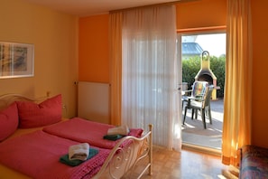 5 chambres, fer et planche à repasser, Wi-Fi gratuit, draps fournis