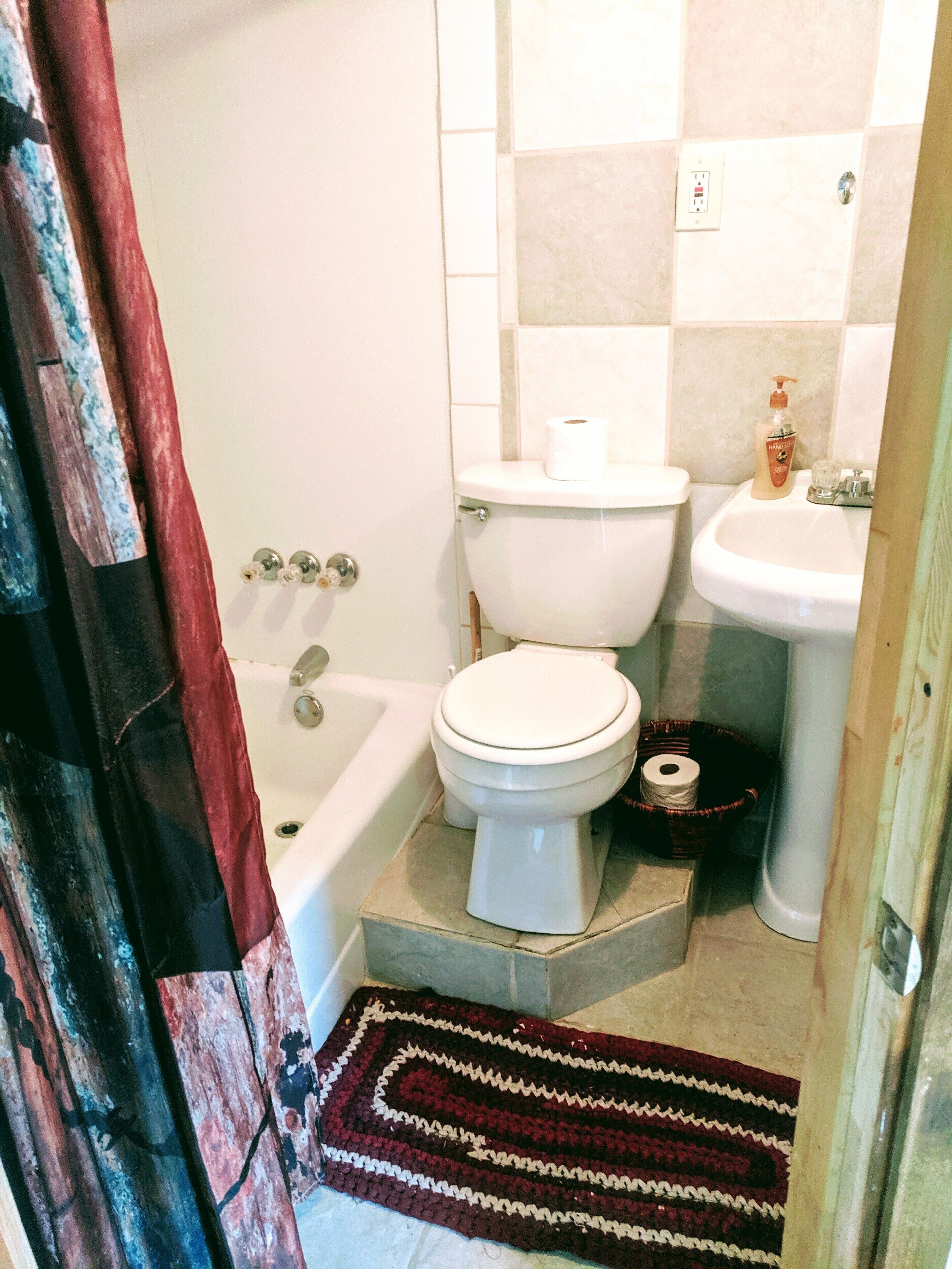 Hunter&#x27;s Hideaway near river beach, Yellowstone NP, Grand Teton NP , &amp; BYU Idaho