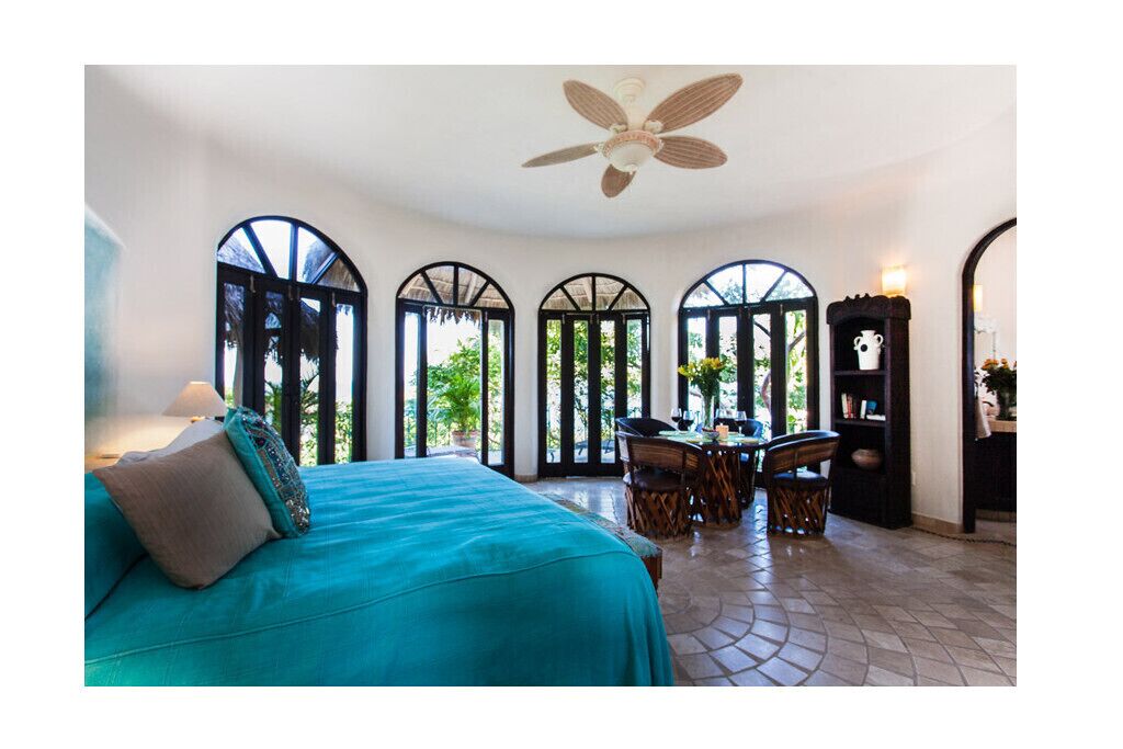 Casa Hafiz & Casa Lorca overlooking ocean