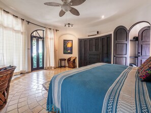 In-room safe, iron/ironing board, free WiFi, bed sheets