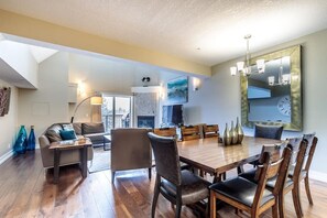 Smart TV, fireplace, video games, DVD player