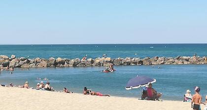 Maison de MaĂźtre du Mas, dans parc, plage Ă 3km