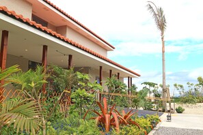 Individually decorated, individually furnished, iron/ironing board - Little Mermaid Hotel Ishigakijima (Ishigaki)