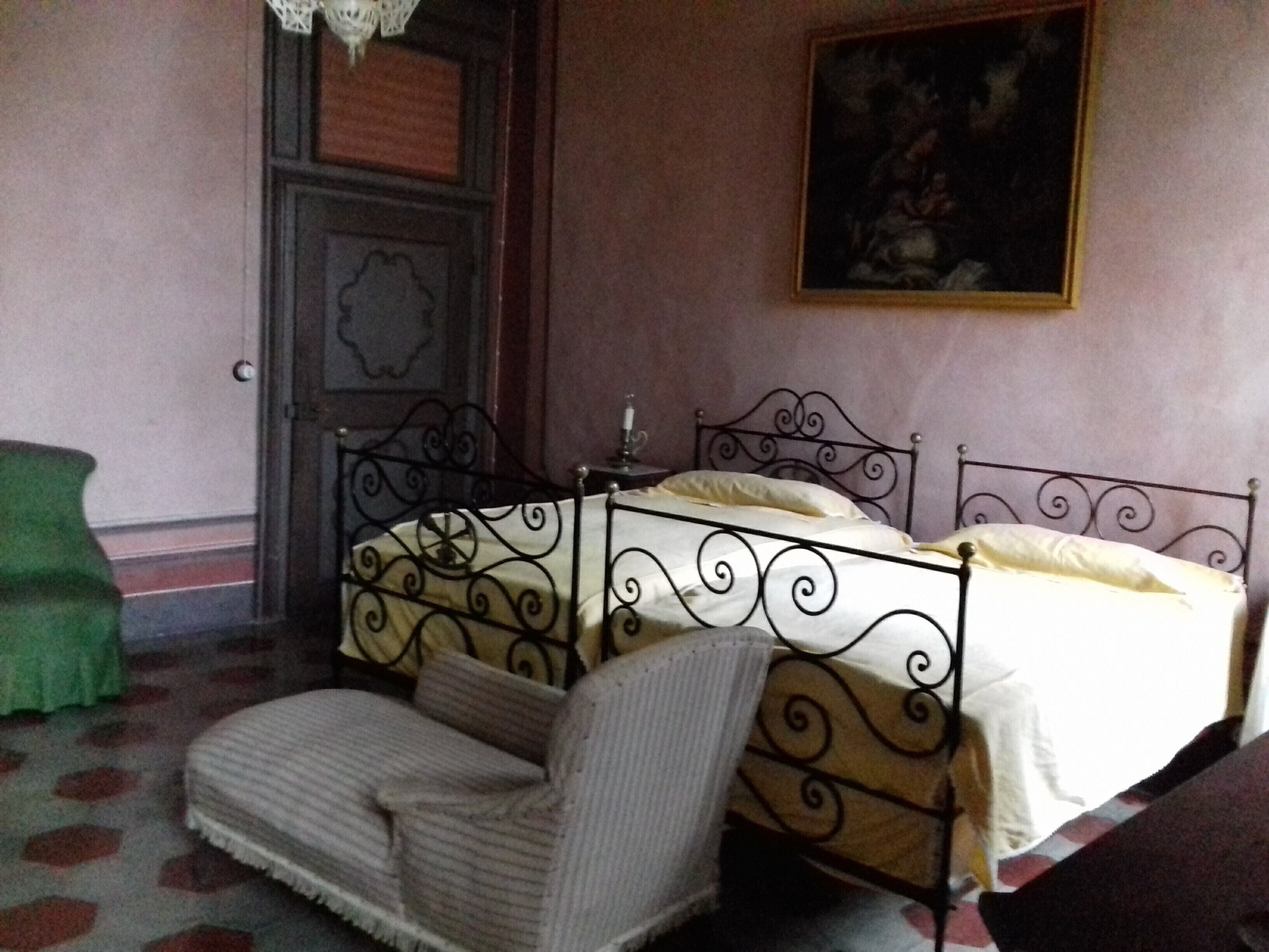 Apartment  in the Castle of Robella on  the green hills of Monferrato. 