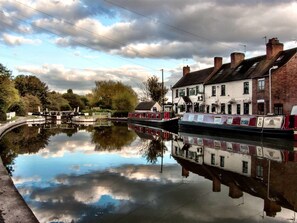 Pool - Fergies Canal Side Cottage (Warwick)