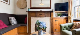 Fergies Canal Side Cottage