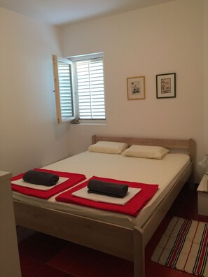 1 Schlafzimmer, WLAN, Bettwäsche