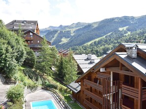 Exterior - Cozy 2-Room Apartment for 4 with South-Facing Balcony, Parking, and Pool in Central Méribel (Méribel)