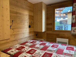 3 bedrooms