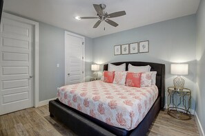 2 makuuhuonetta, silitysrauta/-lauta, Wi-Fi, vuodevaatteet