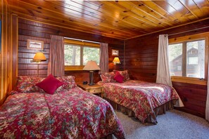 2 chambres, fer et planche à repasser, accès à Internet, literie fournie