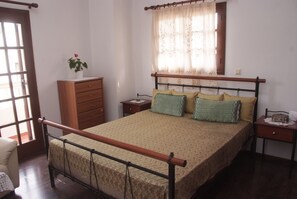 2 soverom, strykejern/-brett, wi-fi og sengetøy