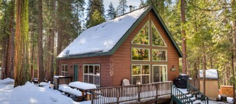 (7S) Wawona Chalet at The Redwoods In Yosemite