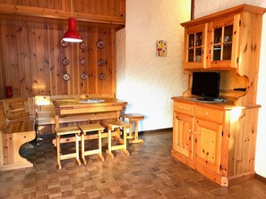 Interior - FEVRI STUDIO (Madonna di Campiglio)