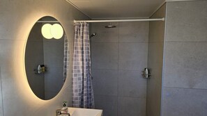 Comfort Double or Twin Room, 2 Twin Beds, Non Smoking, Courtyard View | Bathroom | Shower, free toiletries, hair dryer, bathrobes - Vestbjerg Apartments (Vestbjerg)