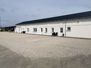 Free self parking - Vestbjerg Apartments (Vestbjerg)