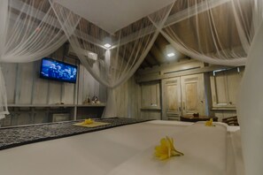 In-room safe, desk, iron/ironing board, free WiFi - Green Taman Ubud (Ubud)