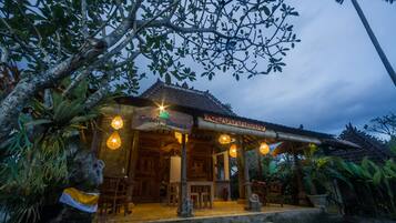Ngoại thất
