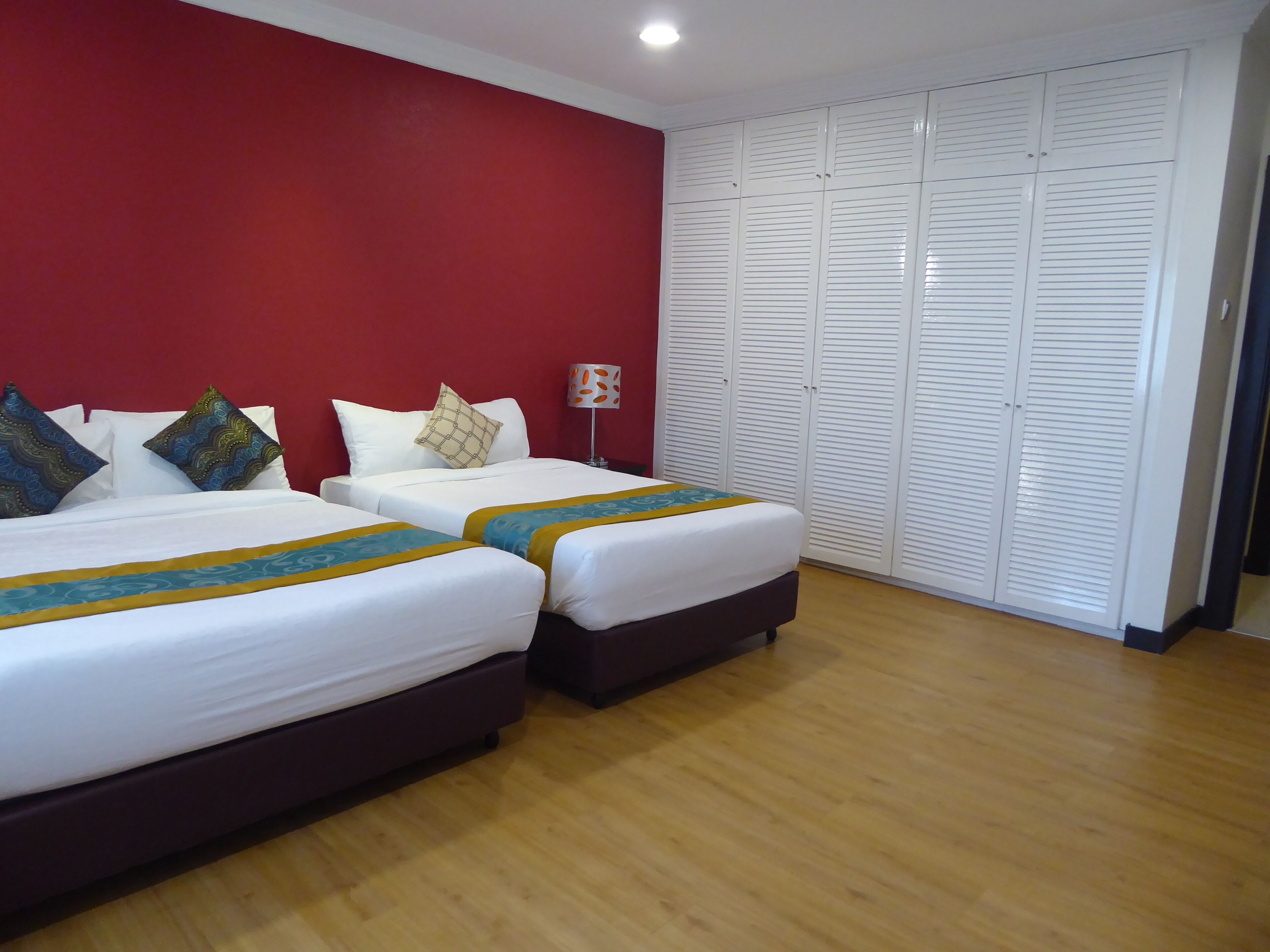 luxury apartment, 3 bedrooms, non smoking, ensuite | 3 bedrooms, down duvets, free minibar, individually decorated