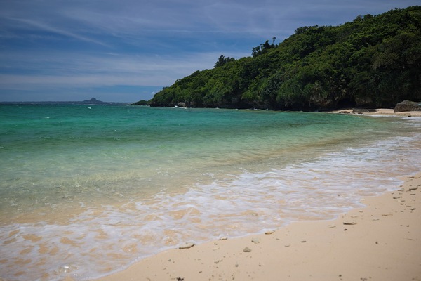 Una spiaggia nelle vicinanze