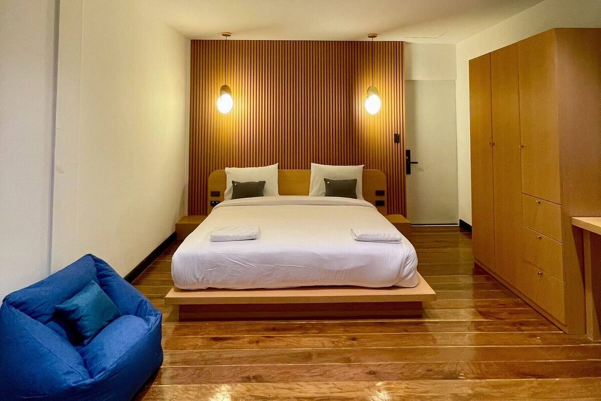 Double Room with External Private Bathroom