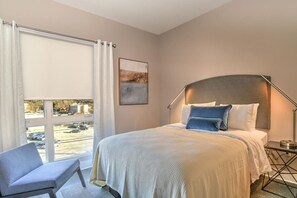 2 bedrooms, iron/ironing board, free WiFi, bed sheets