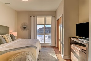 1 bedroom, iron/ironing board, free WiFi, bed sheets