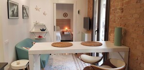 Interior - Uluwatu - Ideal homebase in Barceloneta! (Barcelona)