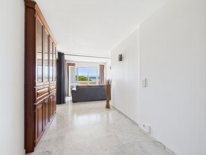 Duplex, 3 Bedrooms, Sea Facing | Living area | 40-inch flat-screen TV with digital channels, TV - Résidence Aigue Marine (Coti-Chiavari)