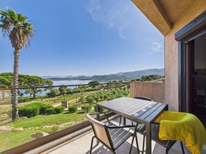 Studiolejlighed - balkon | Terrasse/gårdhave