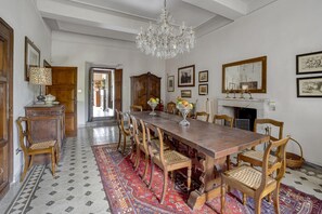 Dining - Seventeenth-century Villa Giulia with panoramic swimming pool, +15 beds ((PERUGIA))