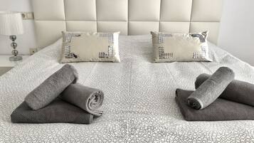 2 sovrum, strykjärn/strykbräda, gratis wi-fi och sängkläder