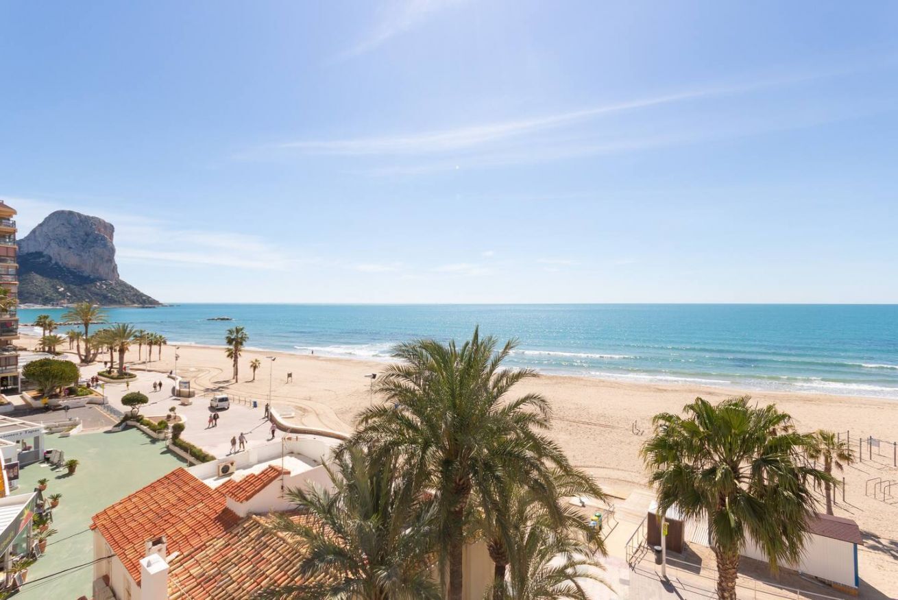 Beach nearby, beach towels